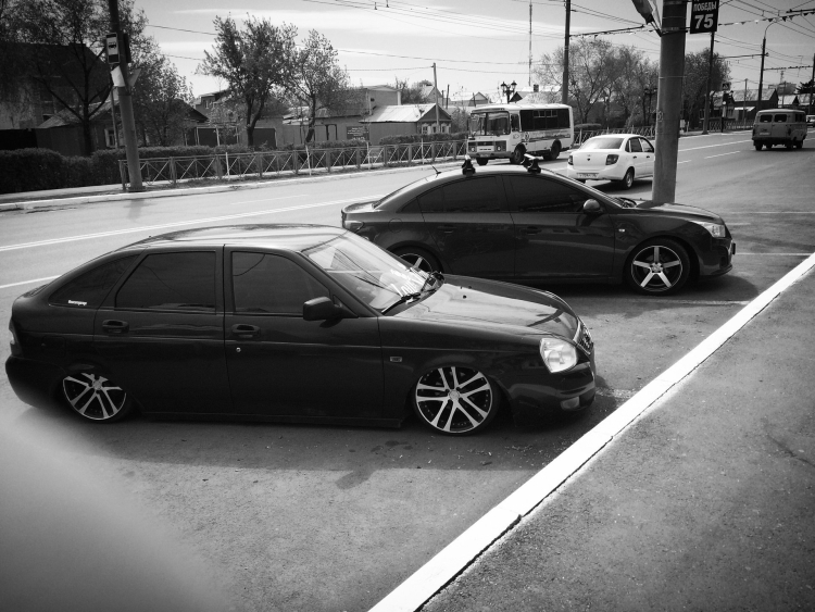 Приора 2 черная заниженная тонированная