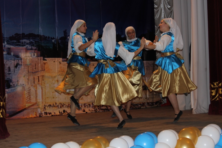 Еврейский костюм женский для танца