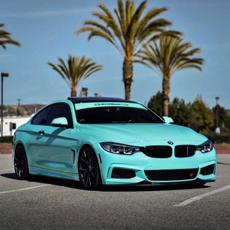 BMW m4 Тиффани